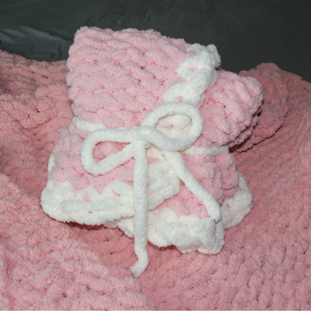 Baby blanket- chenille chunky handknit